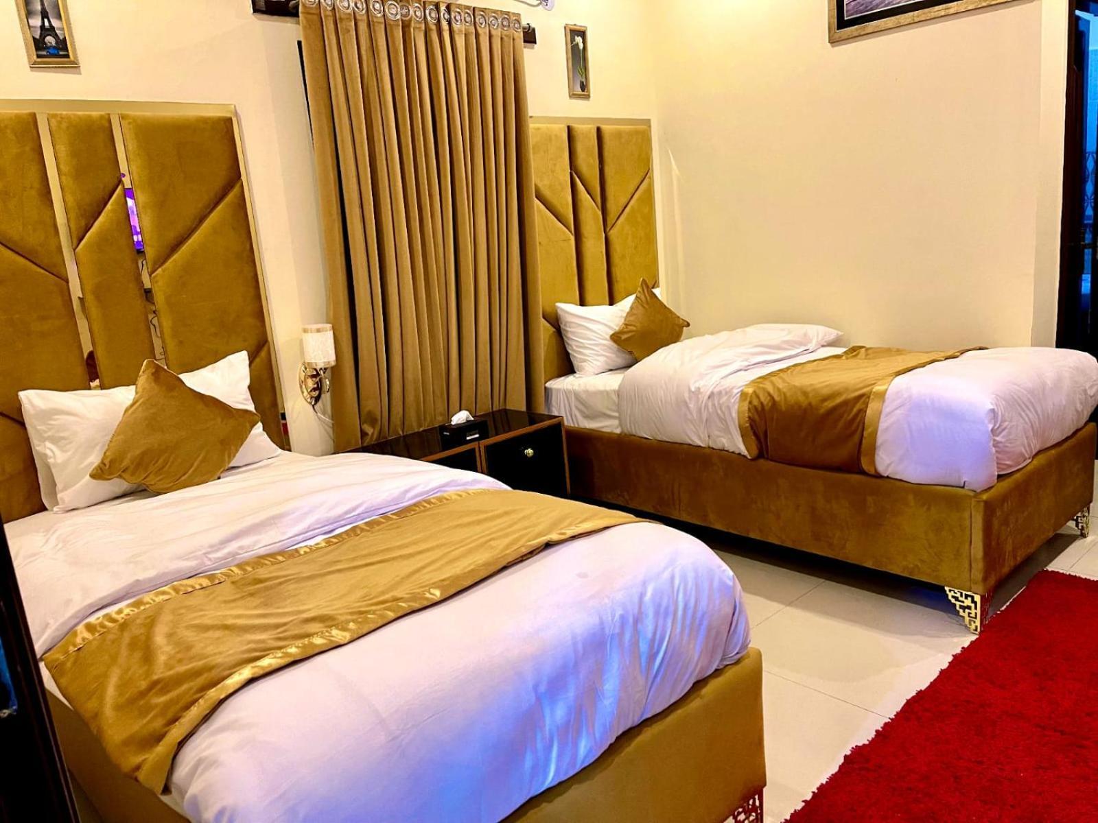 Go Room Hotel לאהור מראה חיצוני תמונה